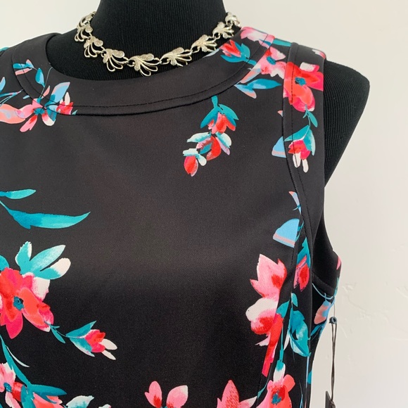 NWT Vince Camuto black floral dress - Picture 2 of 6